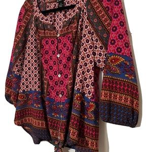 New Direction FIG & FLOWER 
Tie and Button Down Front Elastic wrist. 1X NWOT